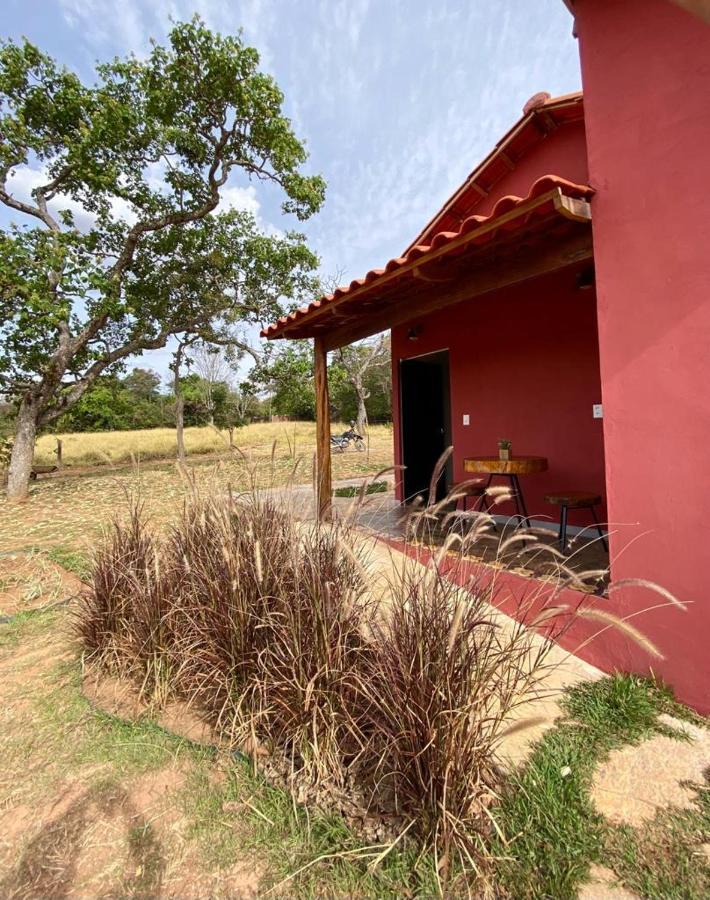 Chale Canto Da Mata Pirenopolis Exterior photo